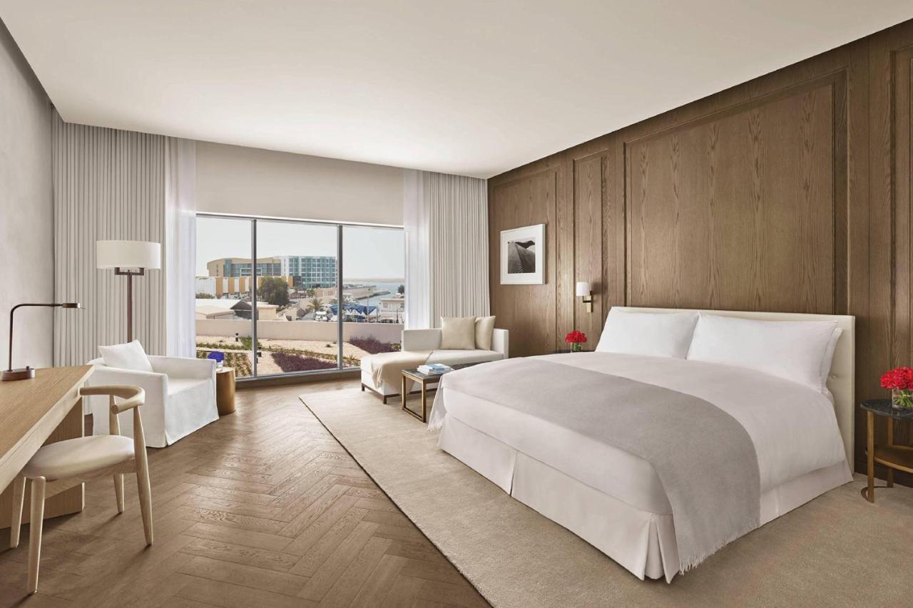 The Abu Dhabi Edition Luaran gambar A guest room at The Edition