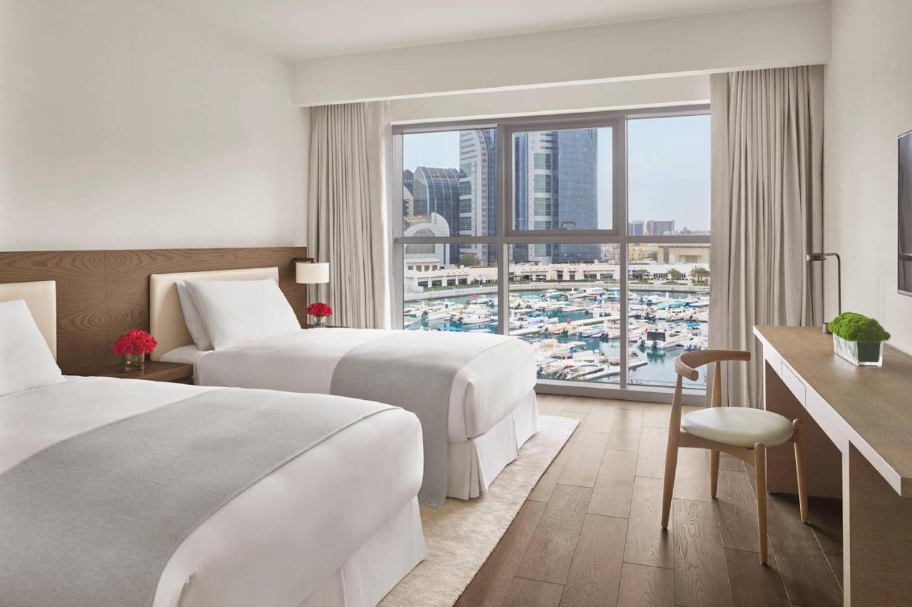 The Abu Dhabi Edition Luaran gambar A guest room at the hotel