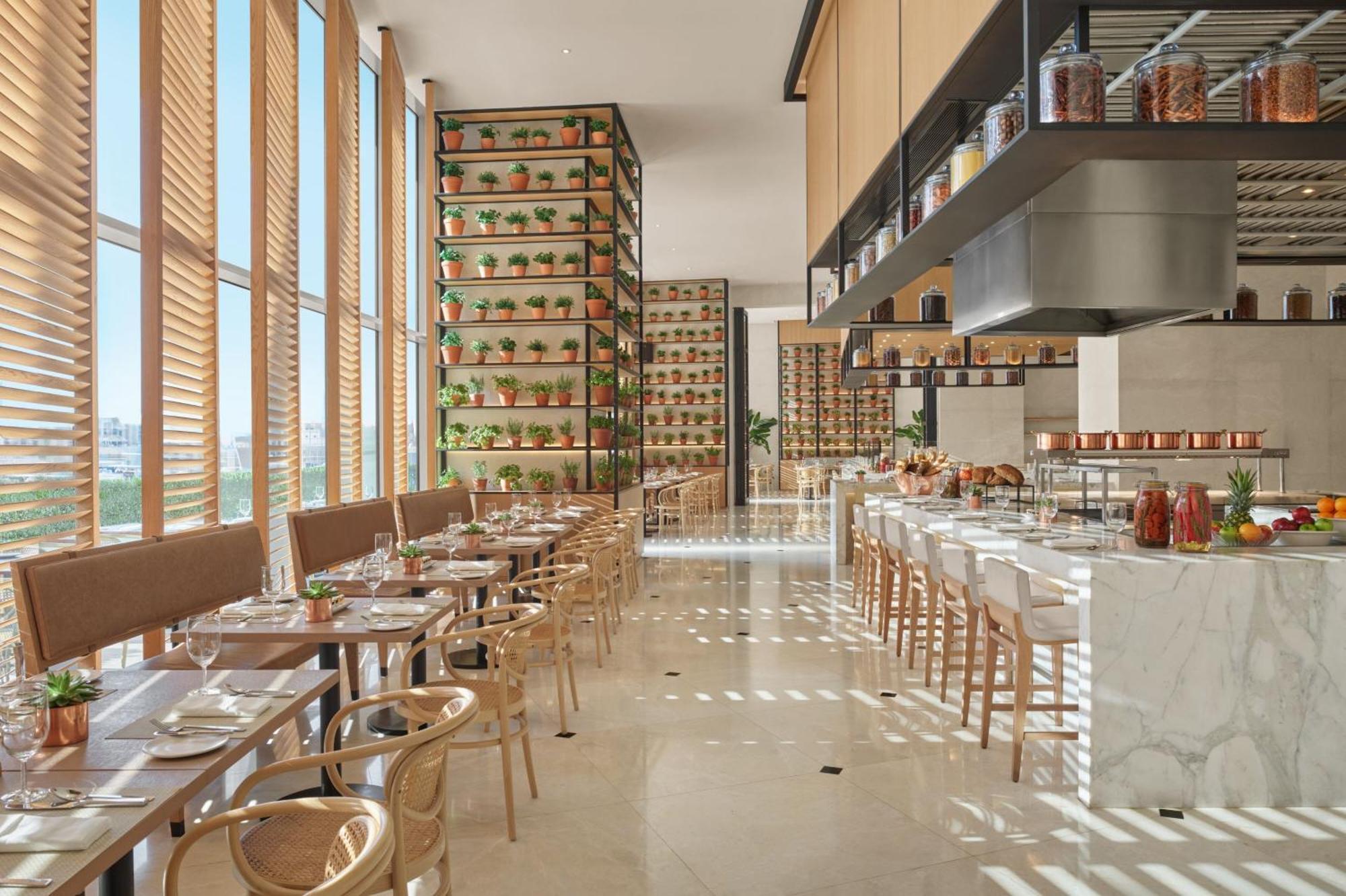 The Abu Dhabi Edition Luaran gambar The restaurant